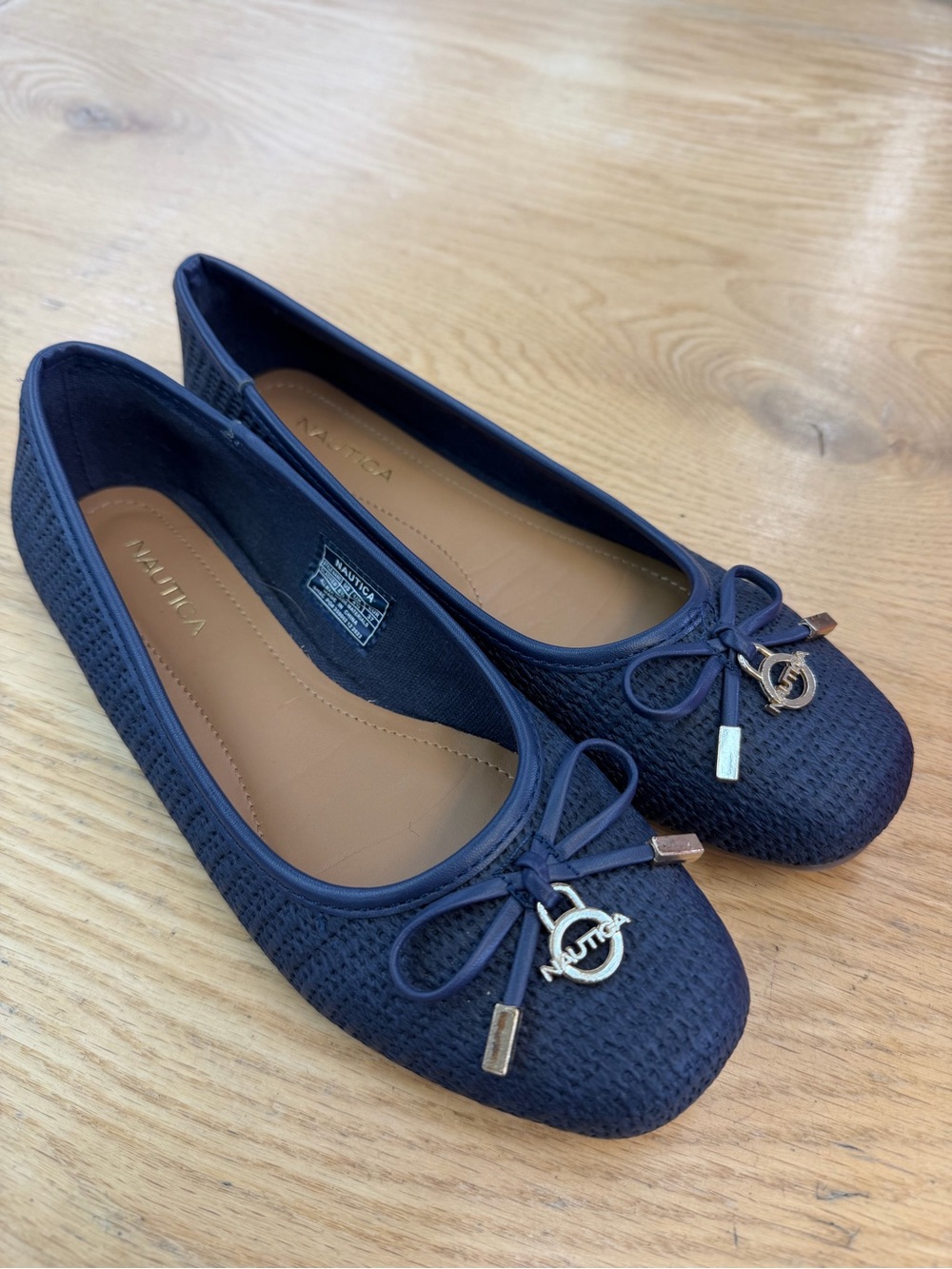 Nautica Women's Navy Textured Bow Slip-On Flats with Gold Charm